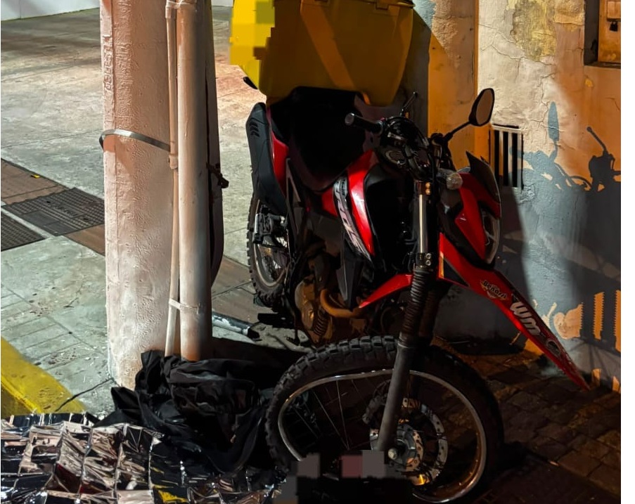 Motociclista de 25 anos morre após bater contra poste durante a madrugada em Camboriú |