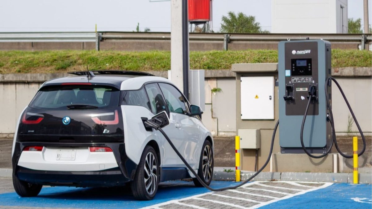 Boom de carros elétricos faz SC criar projeto de pontos de recarga que já cobre 1.500 km e pretende alcançar 100 municípios