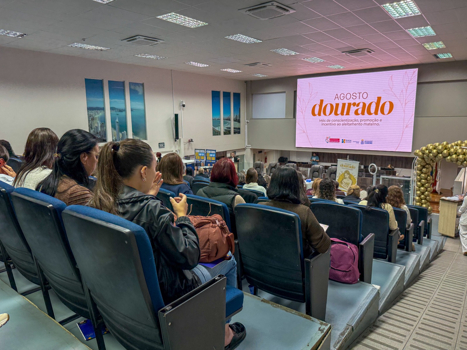 Seminário de Aleitamento Materno promoveu palestras e trocas de experiências sobre amamentação