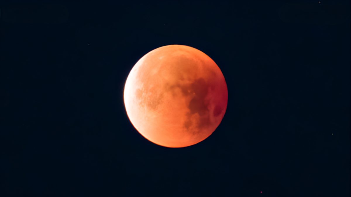 AO VIVO: Assista ao eclipse lunar parcial de agosto visível no Brasil, que terá 96,2% da Lua encoberta e pode deixá-la avermelhada