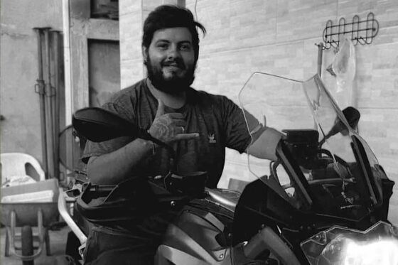 Motociclista de 25 anos morre após bater em poste durante a madrugada em Camboriú