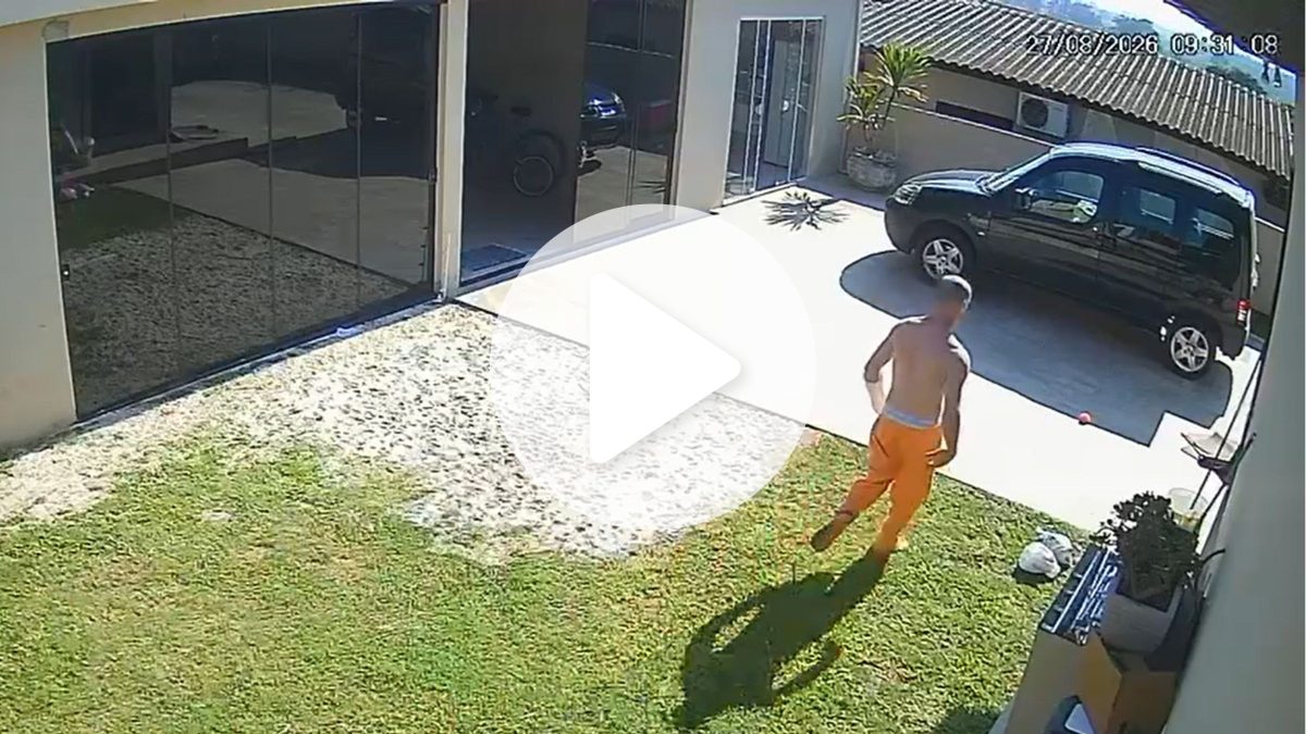 Detento recebe atendimento médico e aproveita momento para fugir para área de mata próxima ao hospital em SC; homem foi localizado horas depois em edícula