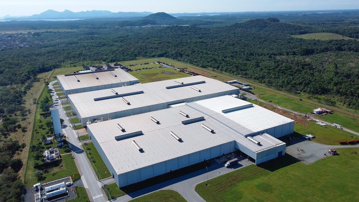25 países e 27 mil produtos: maior fabricante de parafusos da América Latina nasceu em Joinville