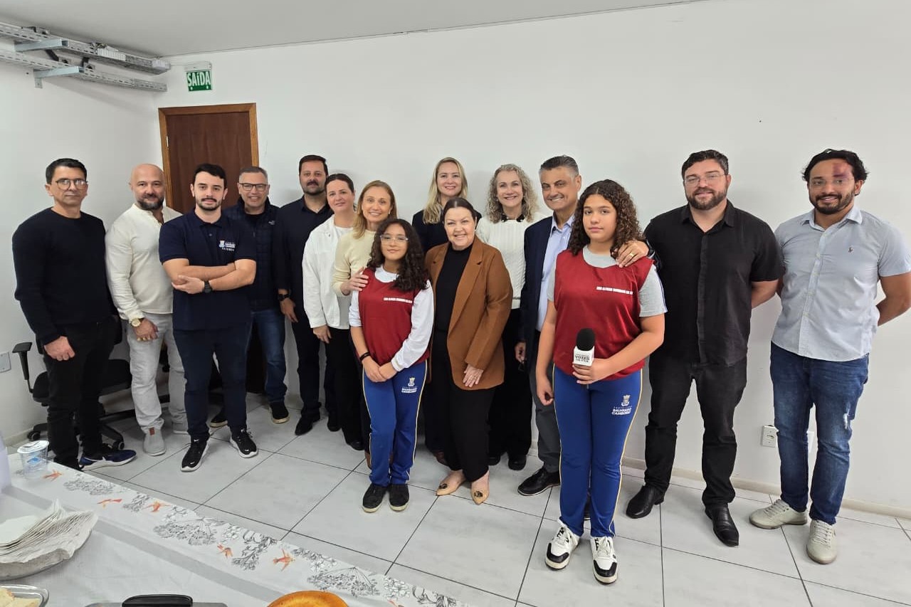 Educação Fiscal e Financeira: escolas de Balneário Camboriú recebem visita de representantes da Receita Federal