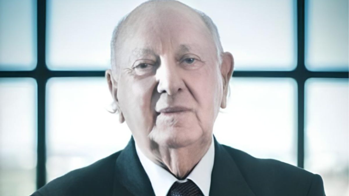Bilionário de 97 anos, o mais velho do Brasil, fundou empresa que engarrafava Coca-Cola e trabalha com cervejas famosas; hoje tem fortuna em R$ 3 bilhões