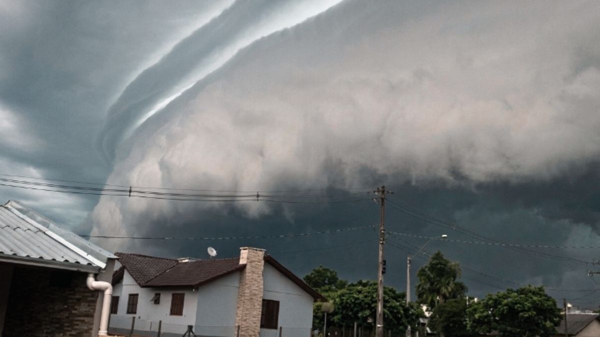 Ciclone extratropical traz ‘chuvarada’ de 200 mm no último fim de semana de agosto; veja onde há risco de inundações
