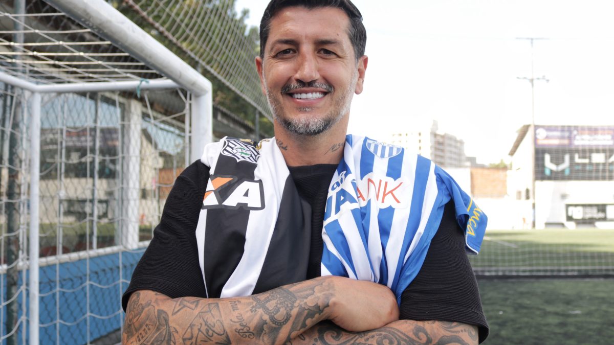 ENTREVISTA: Marquinhos Silva, da briga com Tevez e erros na juventude aos títulos com Avaí e Figueirense