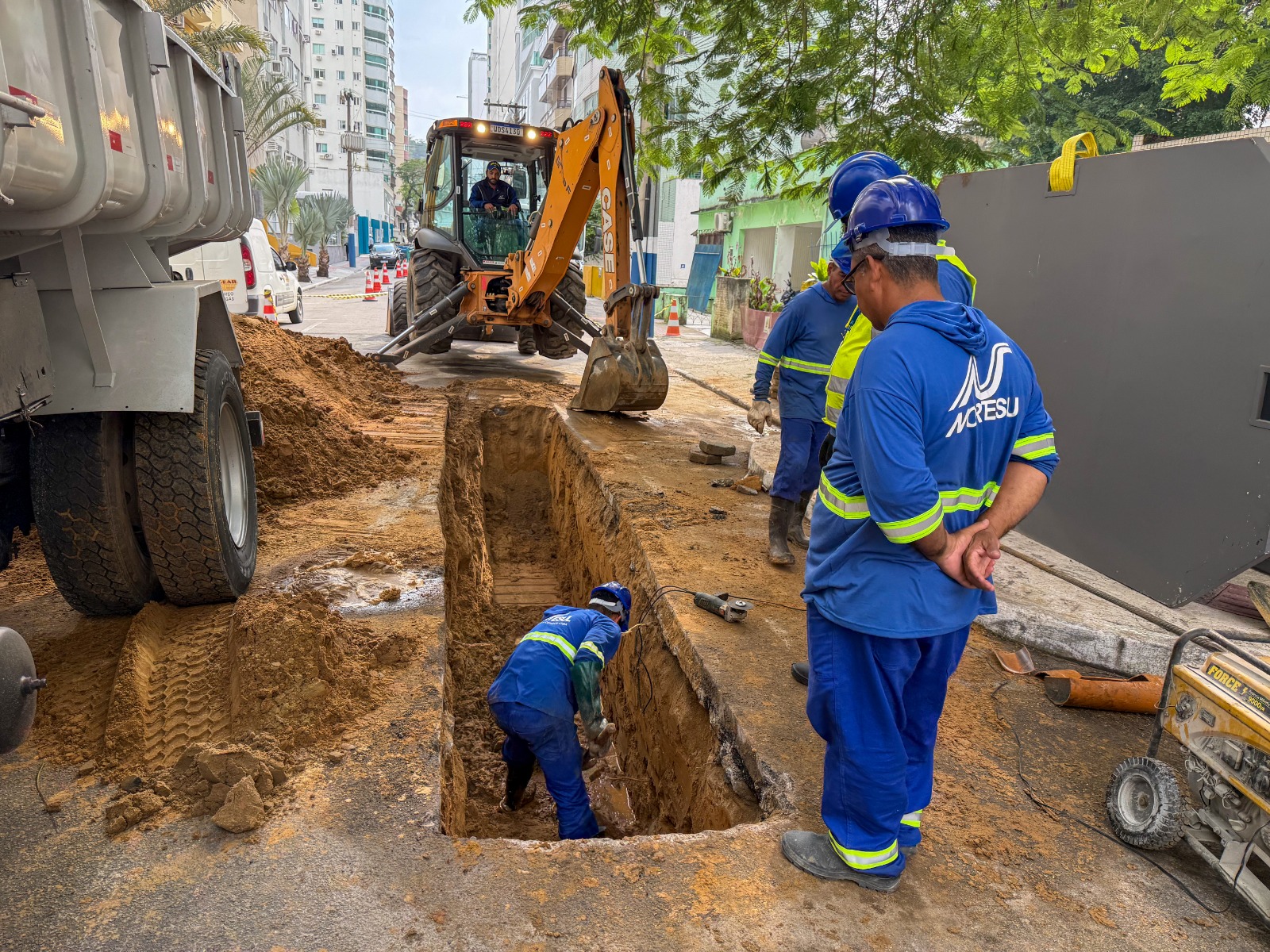 Emasa inicia intervenções para eliminar extravasores no Bairro Pioneiros |