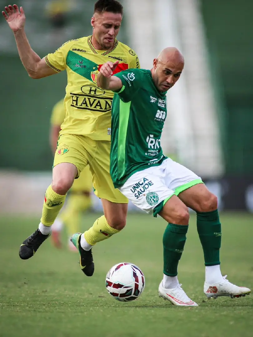 Brusque fica no empate com Guarani e garante vaga no quadrangular