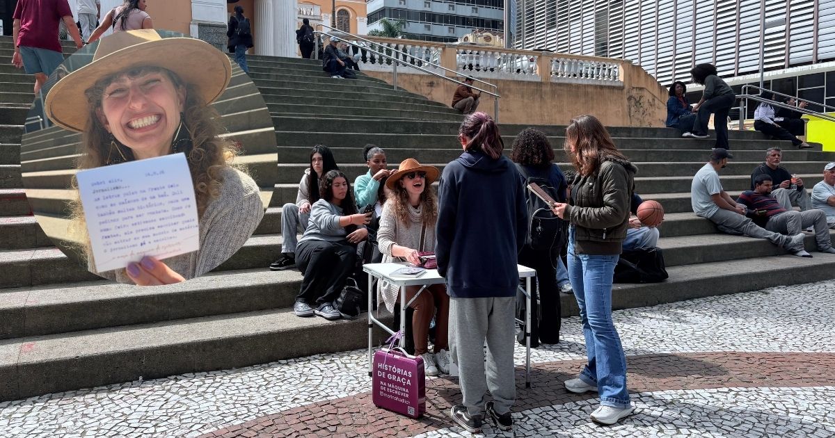 Advogada que largou tudo para virar escritora cria poemas em 30 segundos e incentiva literatura para adolescentes em ponto turístico de Florianópolis