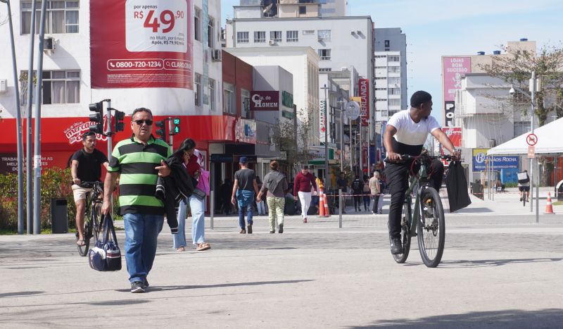 Itajaí passa dos 300 mil habitantes