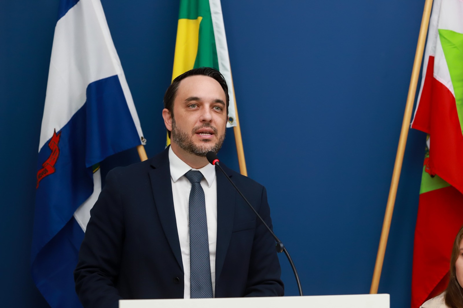 OAB/SC quer saber como candidatos ao Senado vão atuar no combate aos crimes virtuais