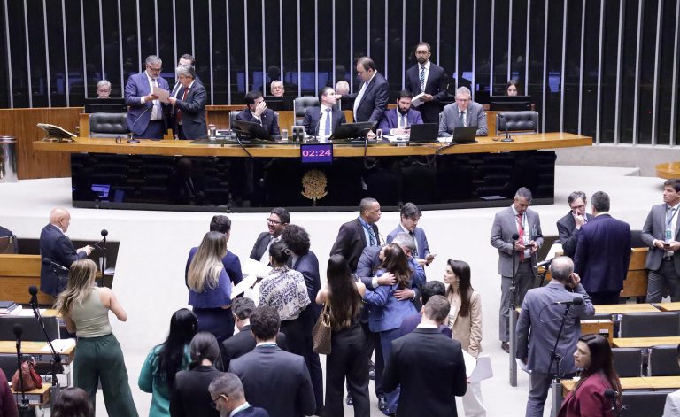 Câmara terá semana de esforço concentrado com votações a partir desta segunda-feira