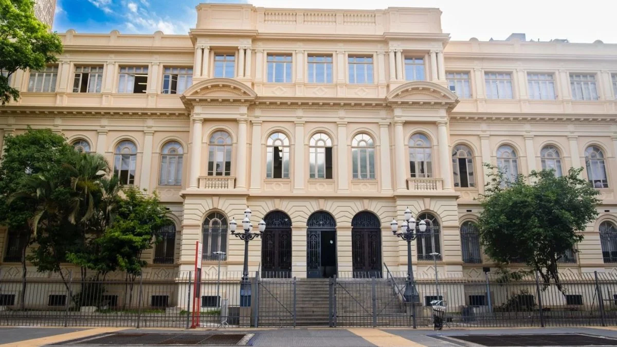 São Paulo fará concurso para contratar 5.000 professores