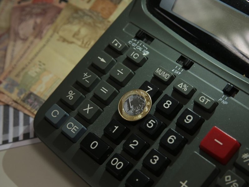 Governo tem até esta segunda-feira para apresentar orçamento de 2027
