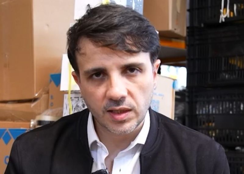 Saiba por que o TSE suspendeu a campanha de Renan Santos