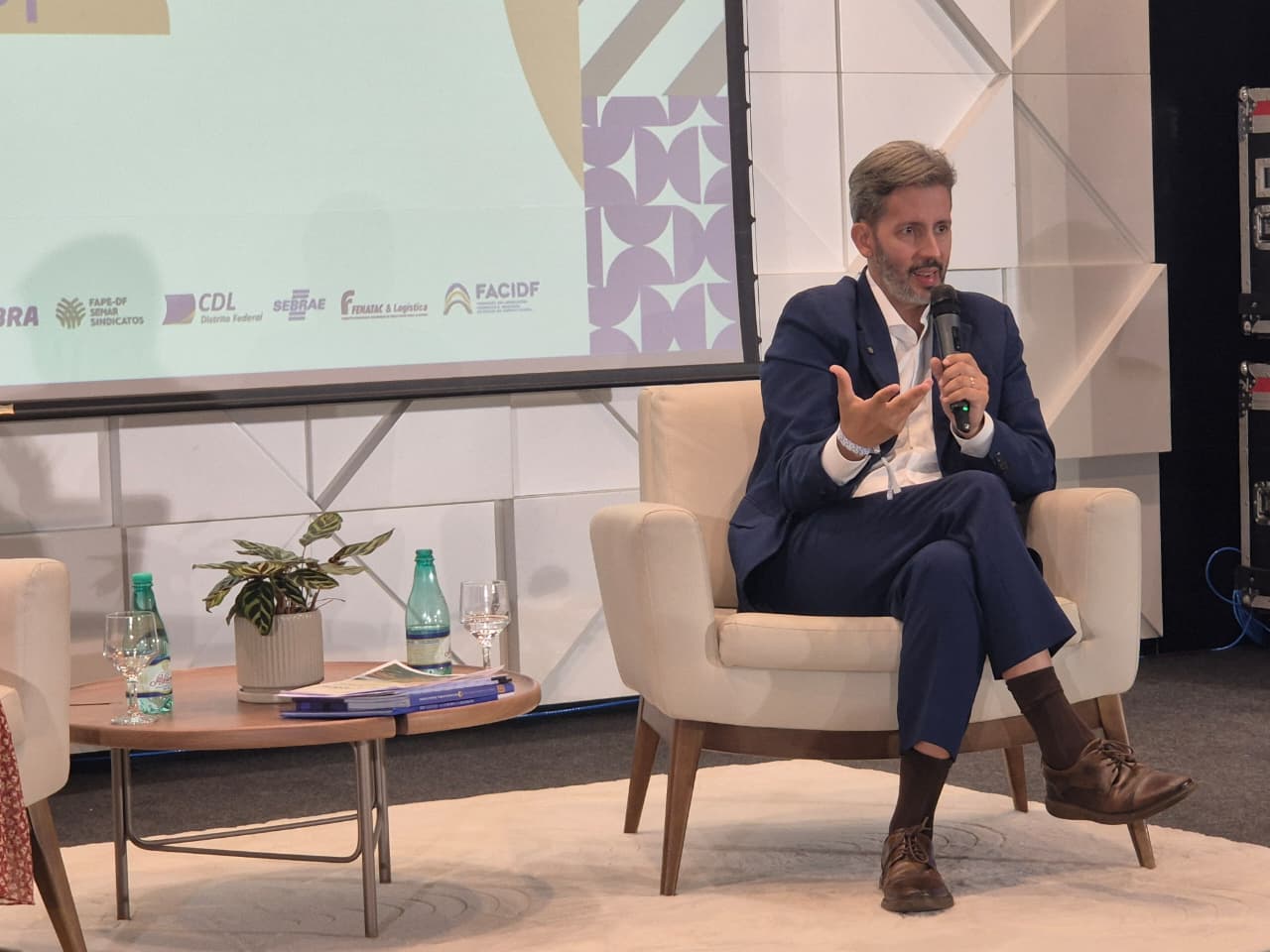 Leandro Grass quer criar agência de microcrédito para empreendedores