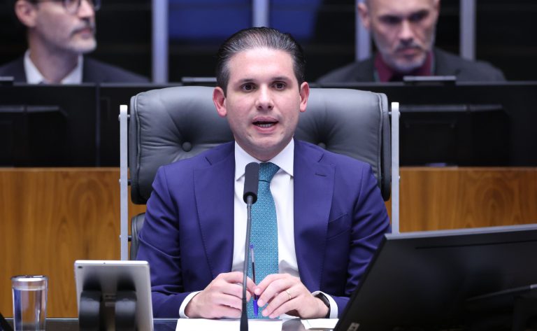 Câmara aprova exigência de diploma para o exercício profissional da psicopedagogia