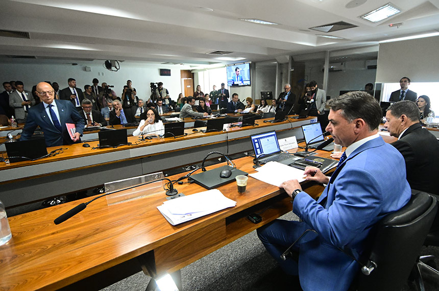 CSP aprova campanhas contra assédio sexual no transporte público