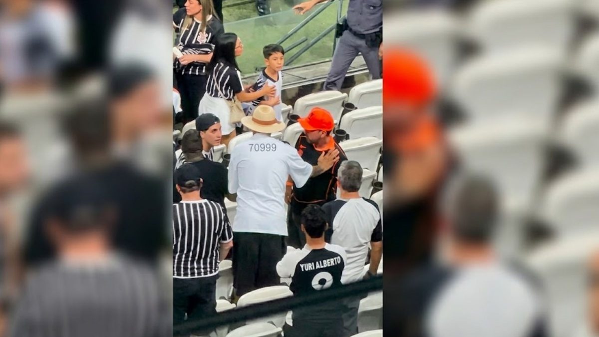 ‘Não me representam’: ídolo do Corinthians candidato nas eleições defendeu criança após presente de Neymar
