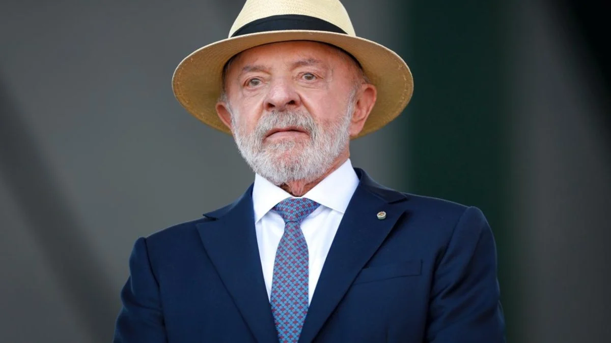 Lula acena a evangélicos e diz que tomará decisão sobre bets