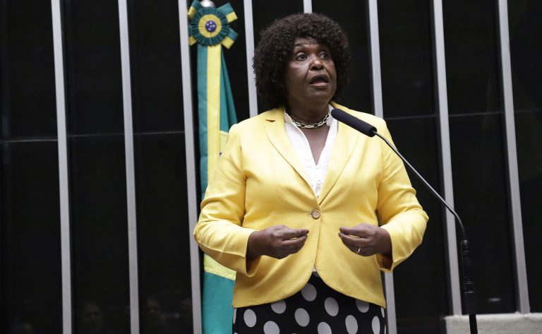 Câmara aprova adesão do Brasil a acordo para eliminar violência e assédio no trabalho
