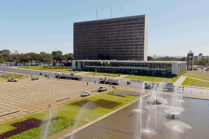 GDF vai ao STF contra corte de R$ 1,8 bi no Fundo Constitucional