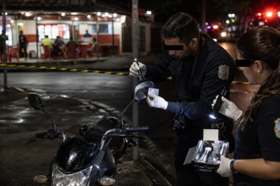 Coisa de filme: assassino abandona moto e impressão digital no retrovisor ajuda a condená-lo em SC