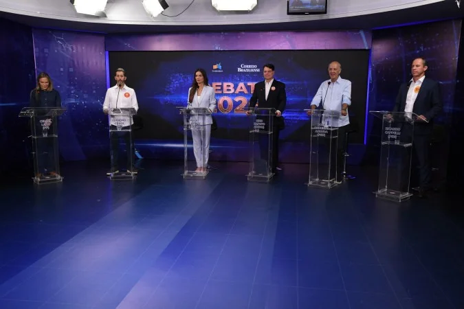 Arruda e Kiko Caputo criticam atual situação do transporte público do DF