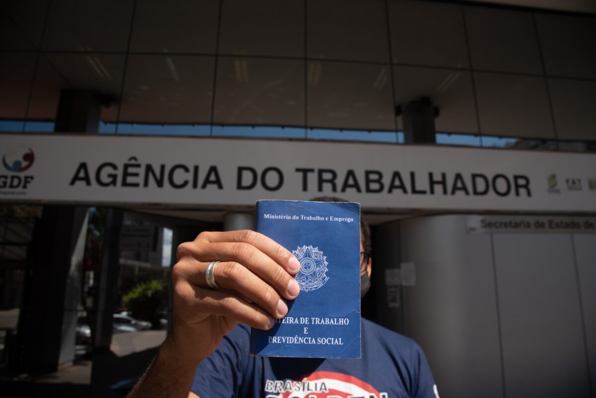 Com salários de até R$ 5 mil, DF tem 846 oportunidades de emprego