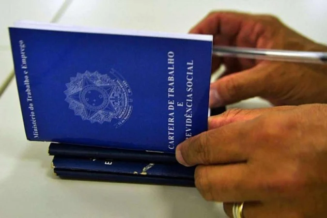 Agências do trabalhador oferecem 846 vagas com salários de até R$ 5 mil