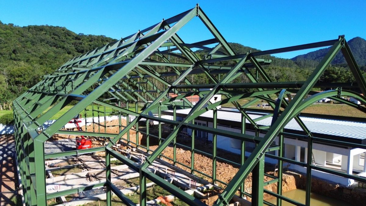 Após multa de quase R$ 800 mil, megaobra ganha novo contrato de R$ 13,9 milhões em Joinville