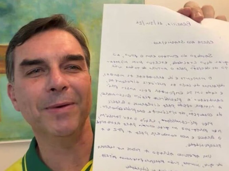Nunes Marques nega retirada de live de Flávio com carta de Bolsonaro