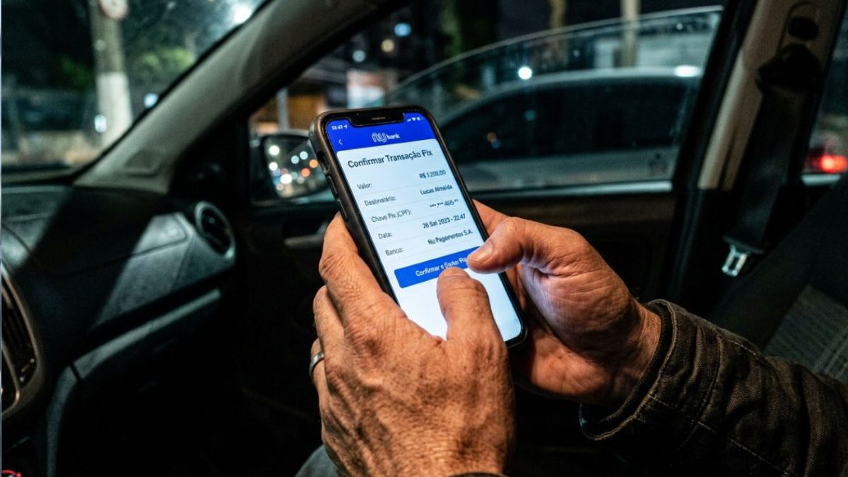 Caiu no golpe da falsa multa ou pedágio? Saiba como pedir o dinheiro do Pix de volta em até 80 dias