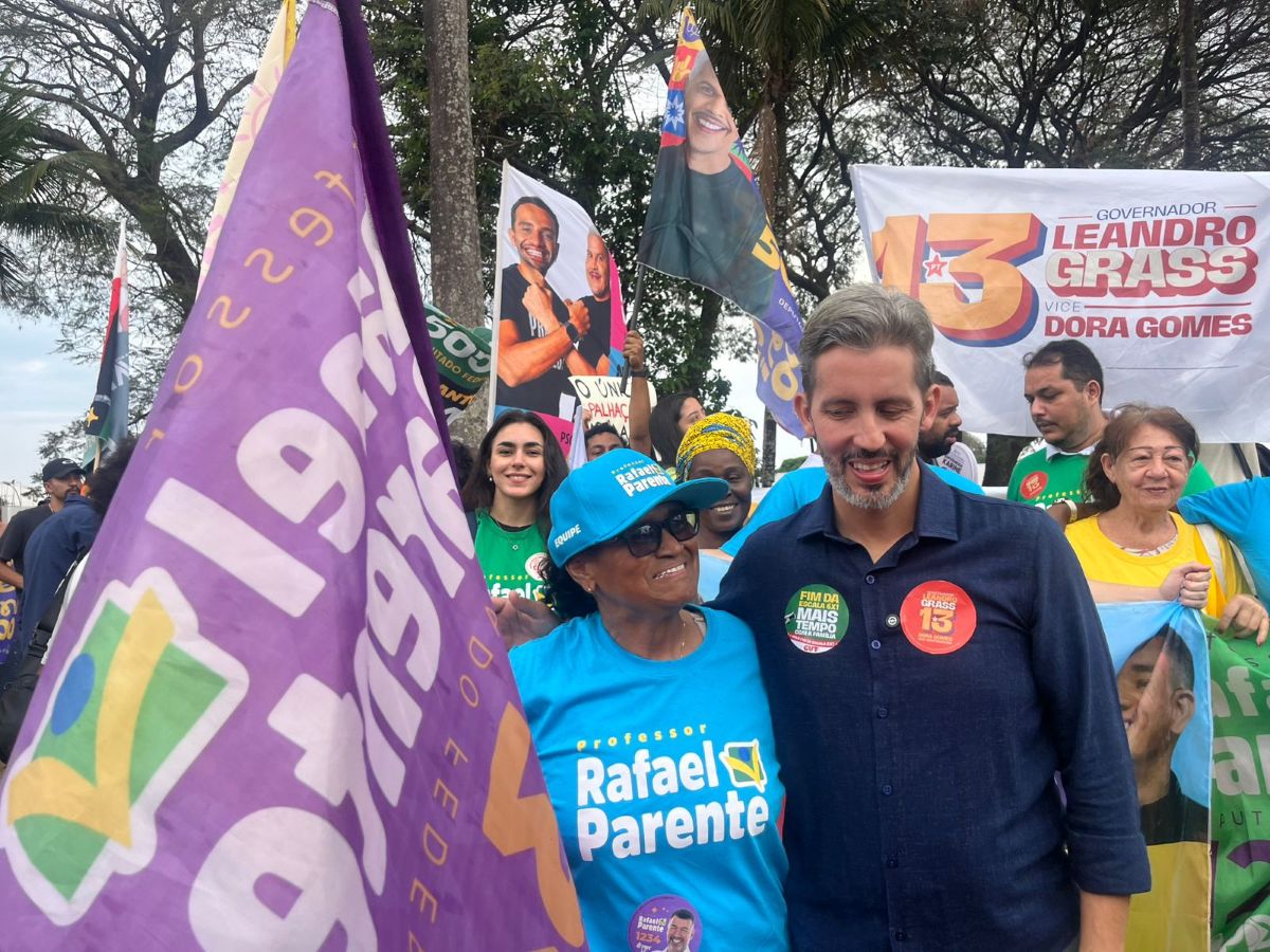Leandro Grass defende fim da escala 6x1 em ato no Senado Federal
