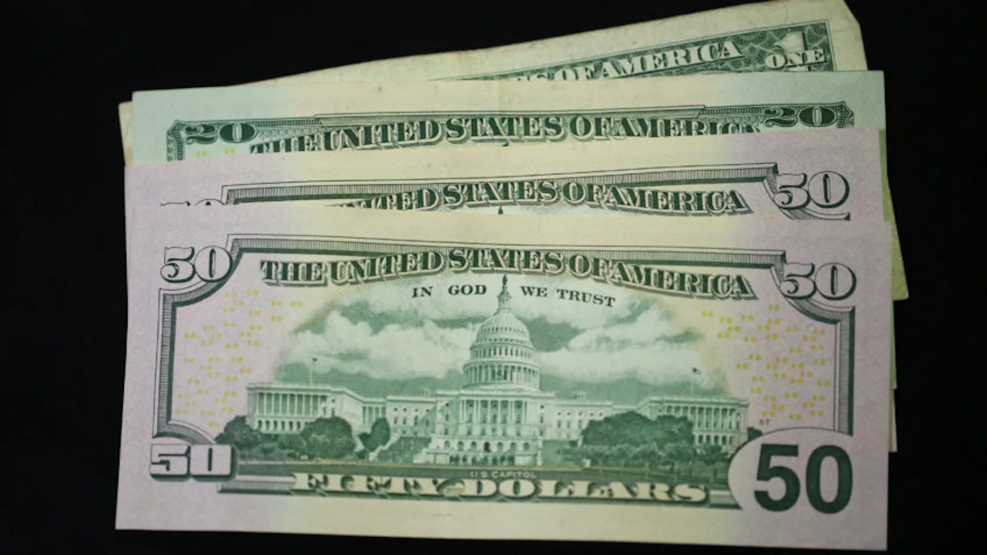 Dólar cai 0,92% e Bolsa dispara 3,20%