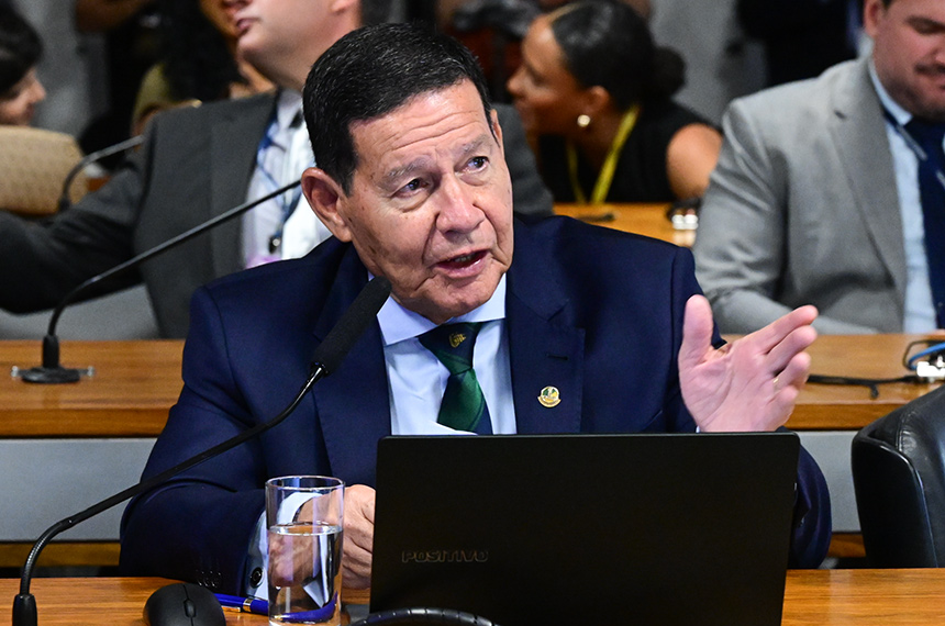 Avança acordo militar com Guiana