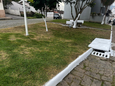 Prefeitura realiza manutenção e revitalização de praça na rua Camboriú, em Santa Rita