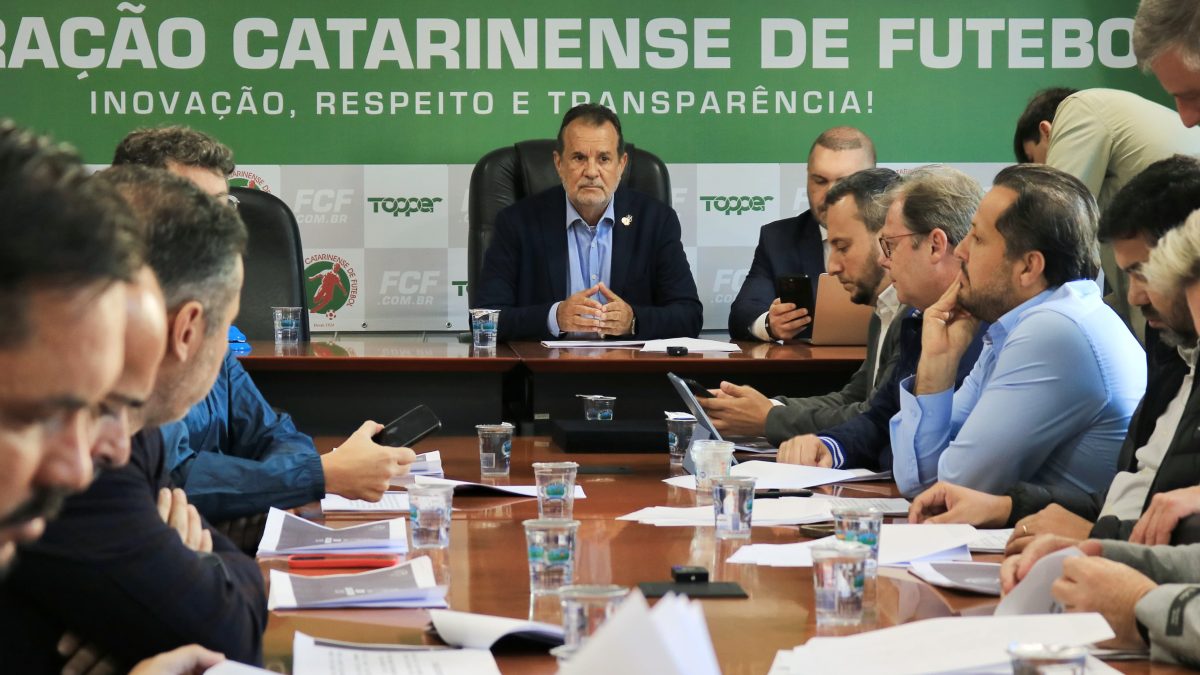 Rubens Angelotti é reeleito presidente da Federação Catarinense de Futebol