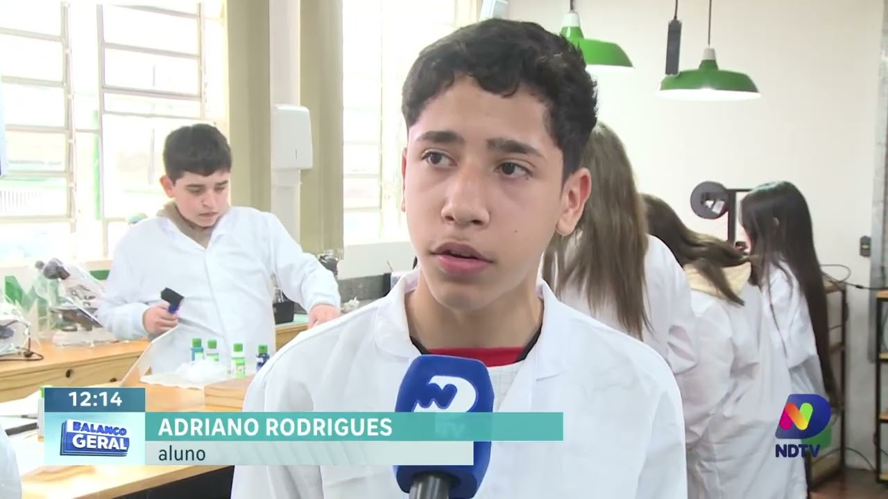 Clube de Astronomia leva estudo do céu para escolas de Chapecó