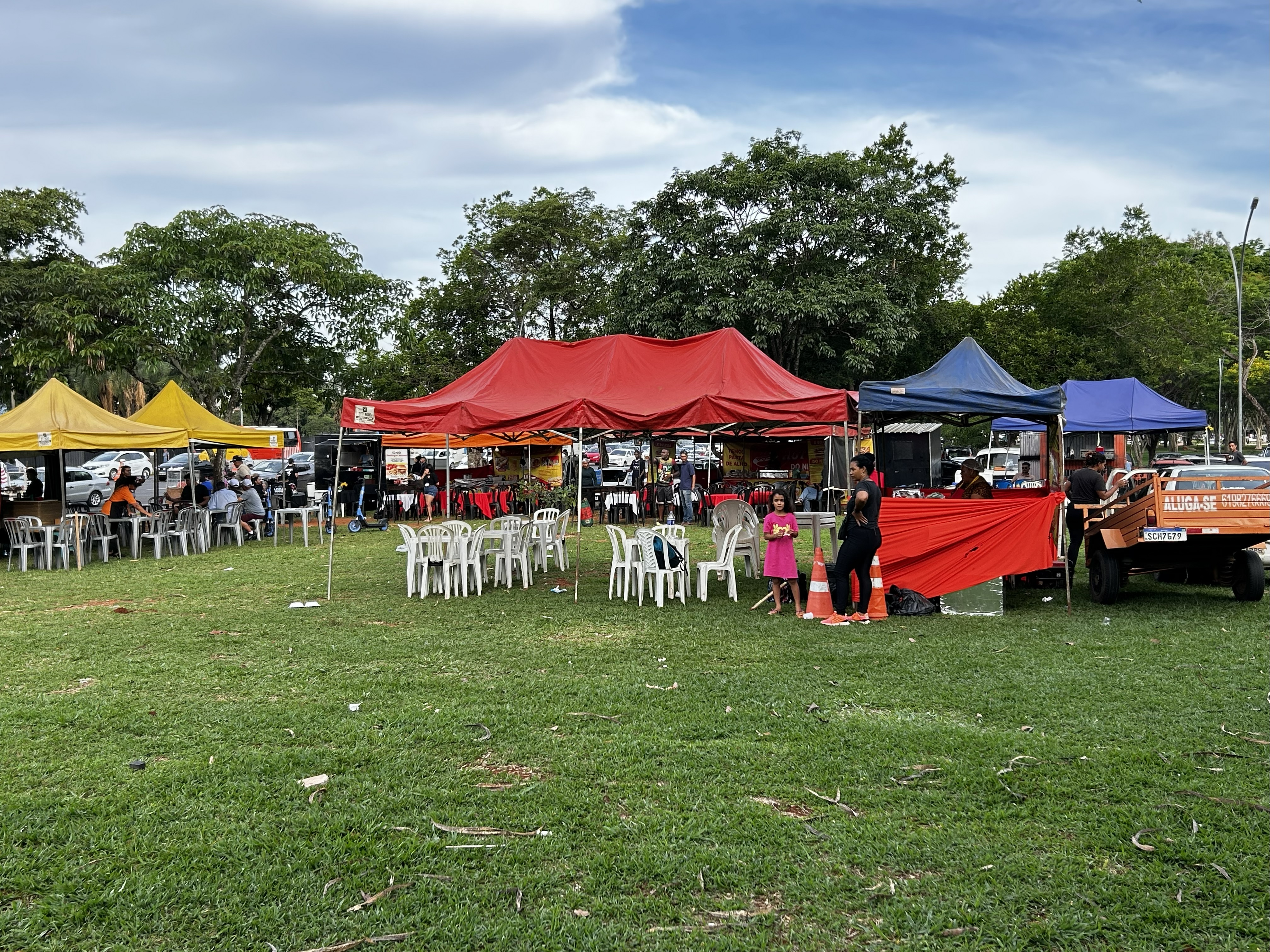Festival e show em Brasília têm vagas para ambulantes