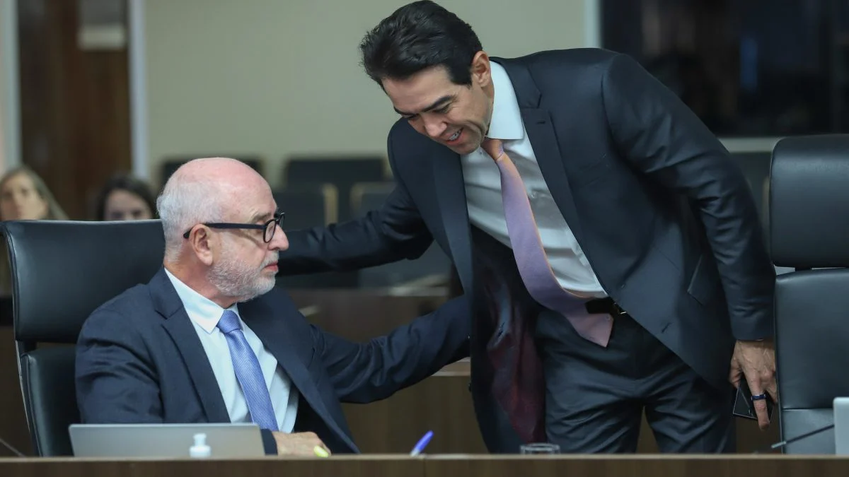 Ministros do TCU criticam STF e defendem Dantas na Corte