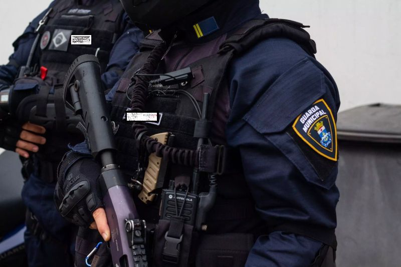 Guarda atira contra traficante no Matadouro