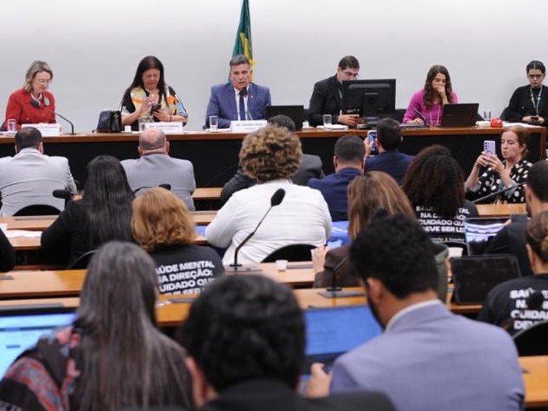 Comissão adia votação do novo Código de Trânsito para outubro