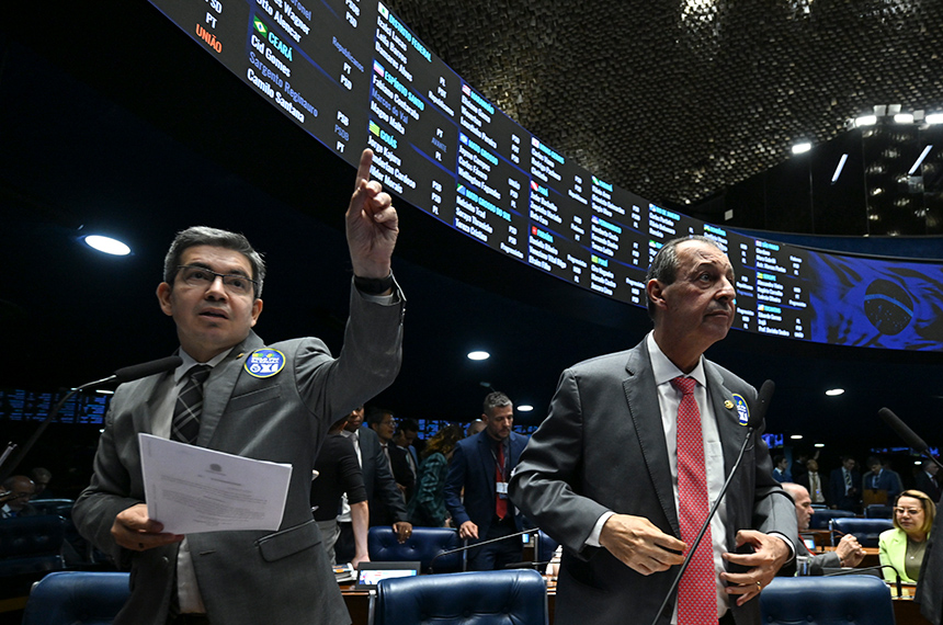 Aumento de pena para furto e roubo de combustíveis vai à sanção