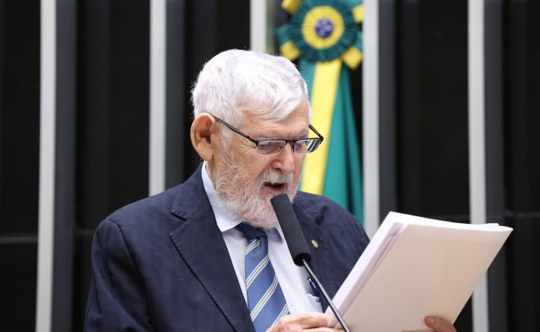 Comissão aprova projeto que obriga comércio a relatar crimes em até 24 horas