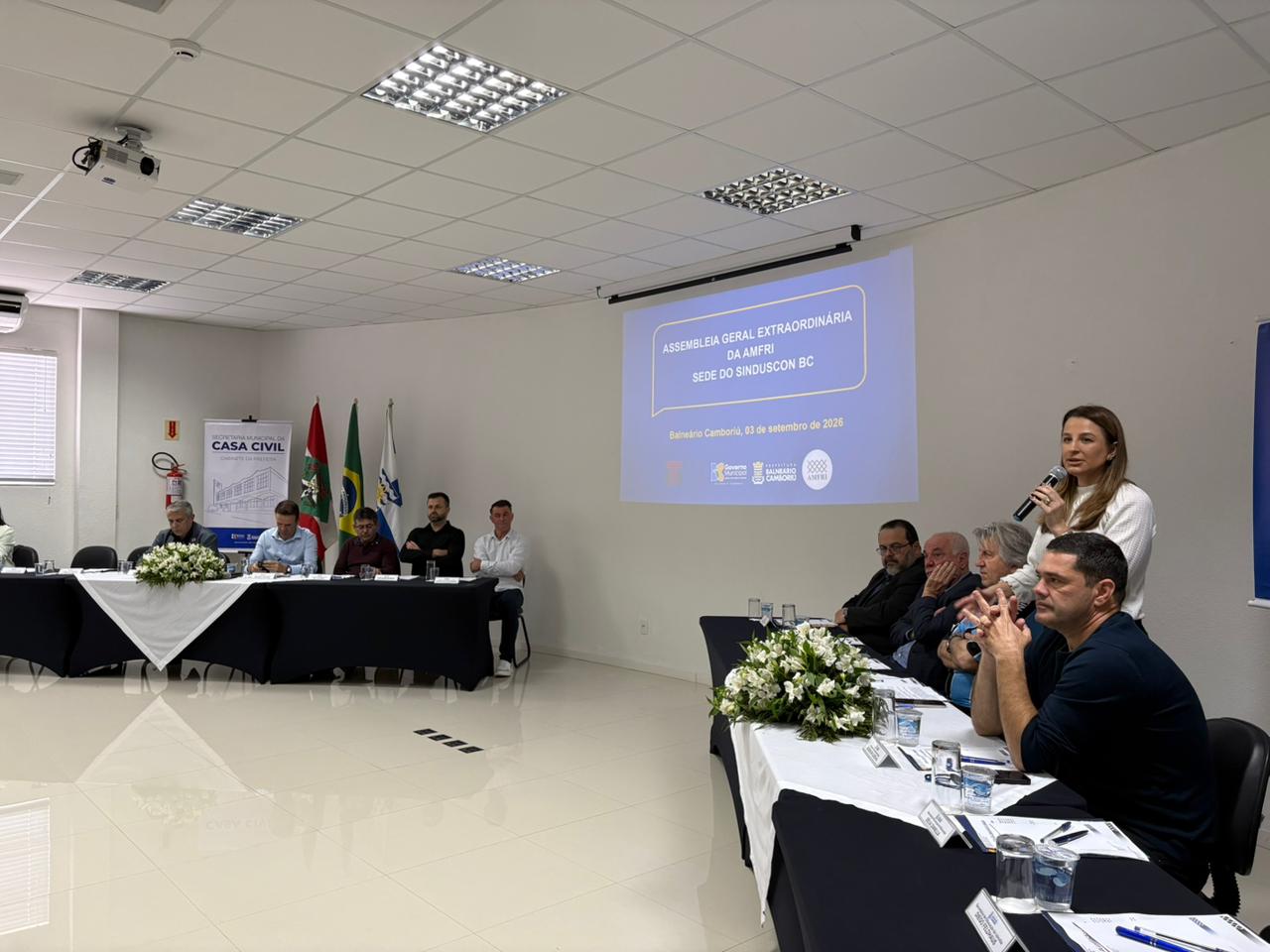 Balneário Camboriú debate estratégias para alavancar nota do Ideb com demais municípios da Amfri