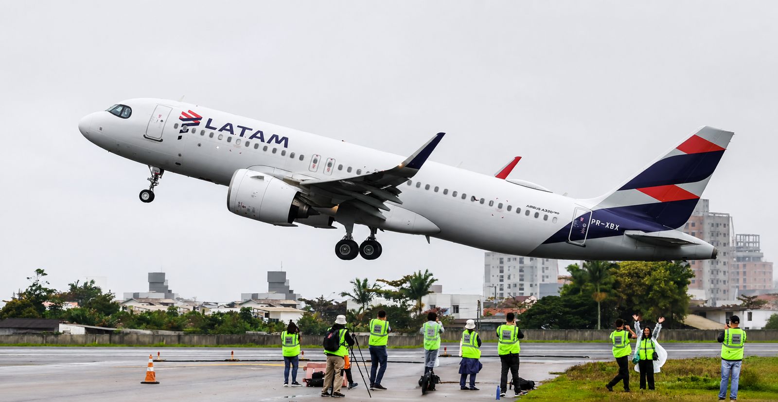 Aeroporto de Navegantes reuniu fotógrafos e apaixonados por aviação