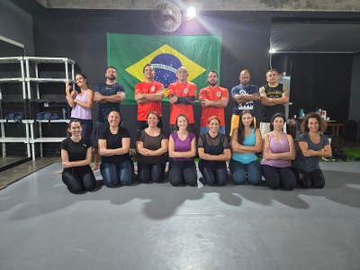 Instrutores da Polícia Judicial do TJDFT ministram curso de defesa pessoal para Oficiais de Justiça