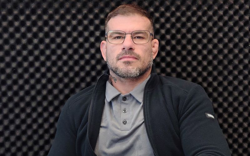 “Eu quero ver esses caras [da família Bolsonaro] na cadeia junto com o Lula, junto com o petismo”